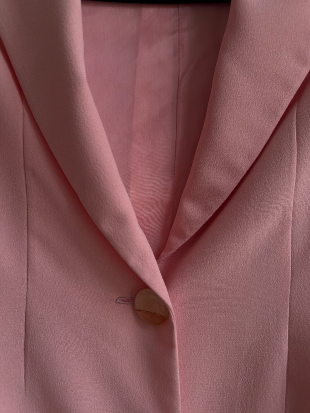 Vintage two piece pink suit - Picture 3 of 4